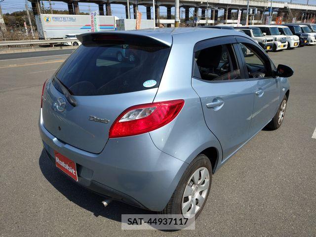Mazda DEMIO 2013-03 5866820-7