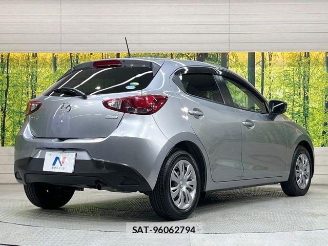 Mazda DEMIO 2016-03 6004072-16