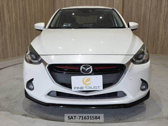 Mazda DEMIO 2014-12 6004152-16