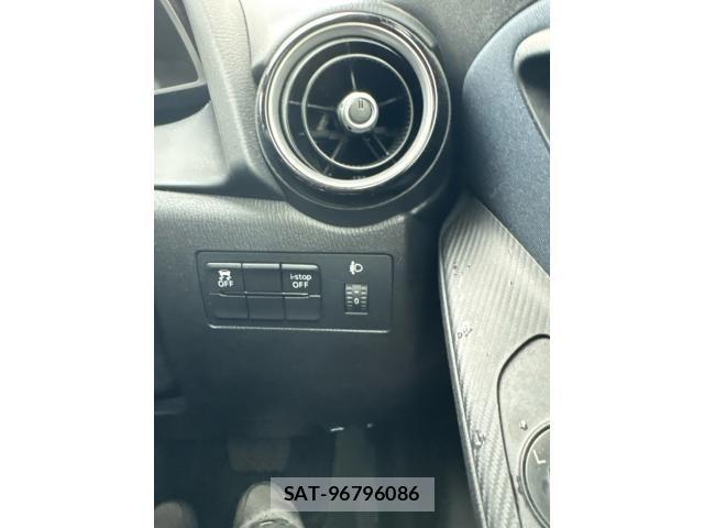 Mazda DEMIO 2014-11 6243588-16