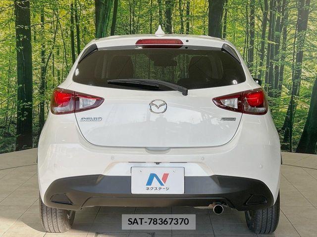 Mazda DEMIO 2017-12 6243572-14