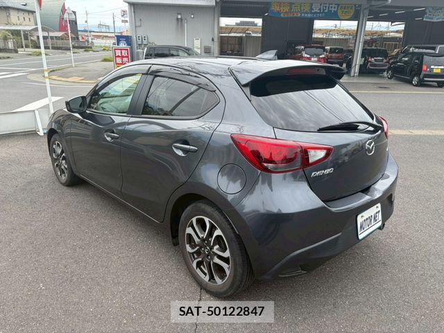 Mazda DEMIO 2015-06 6496969-19
