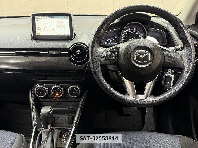 Mazda DEMIO 2015-06 6611567-2