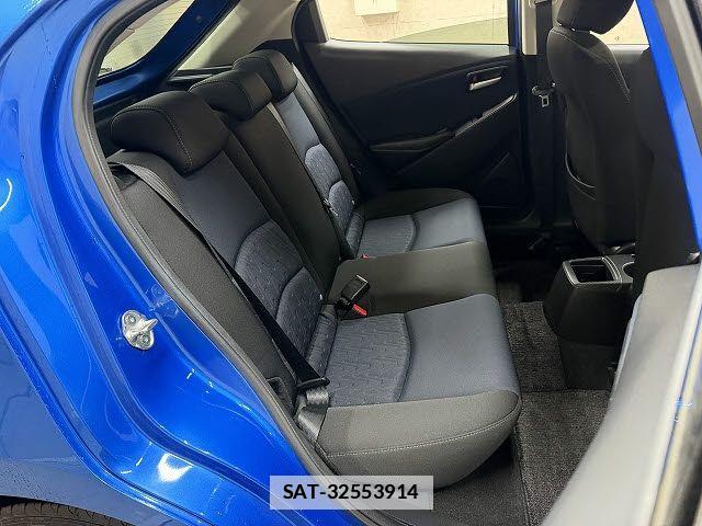 Mazda DEMIO 2015-06 6611567-4