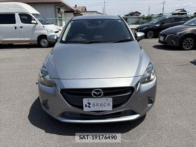 Mazda DEMIO 2015-06 6611566-8