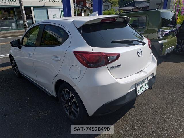 Mazda DEMIO 2014-11 6641484-3