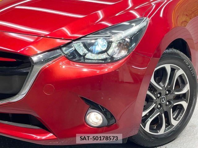 Mazda DEMIO 2014-11 6641482-11