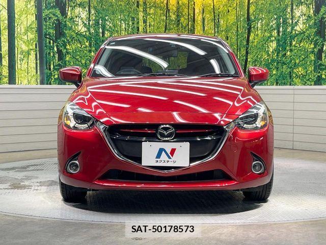 Mazda DEMIO 2014-11 6641482-13