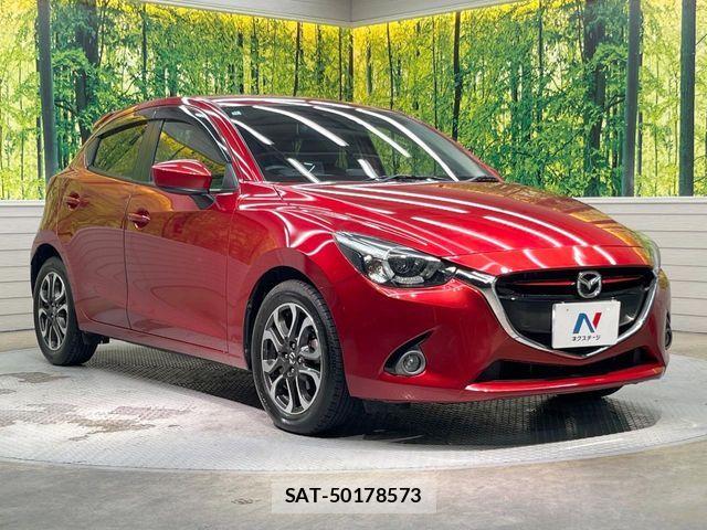 Mazda DEMIO 2014-11 6641482-15