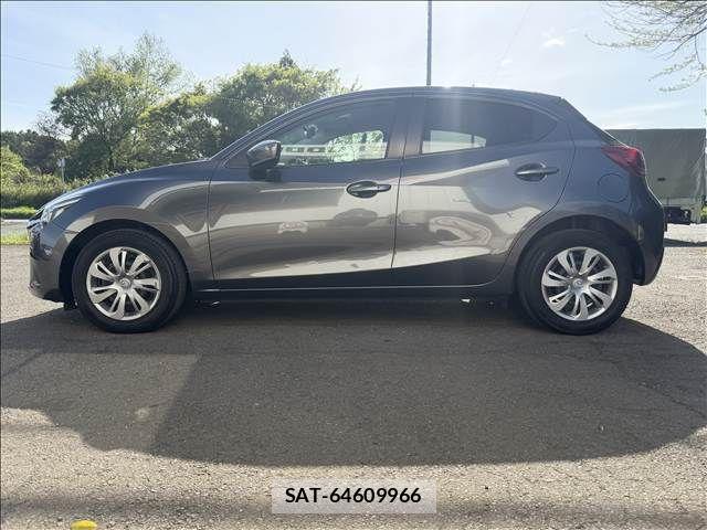 Mazda DEMIO 2019-02 6671178-5