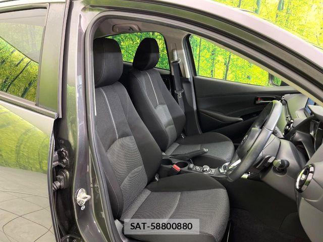 Mazda DEMIO 2017-09 6675735-8