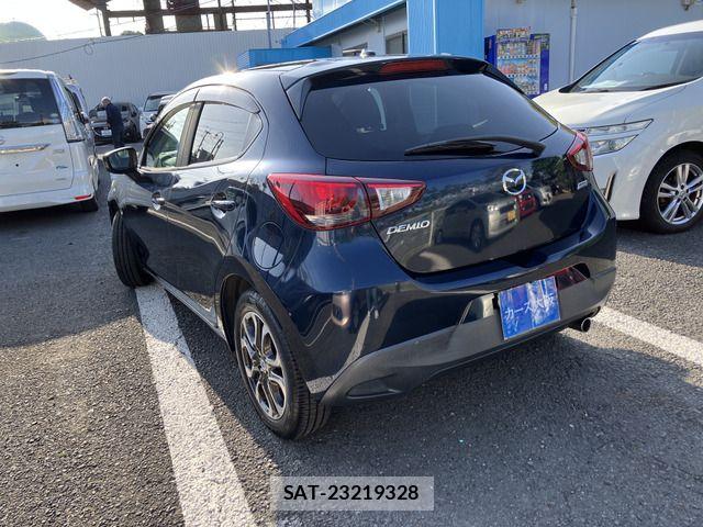 Mazda DEMIO 2015-08 6675741-2