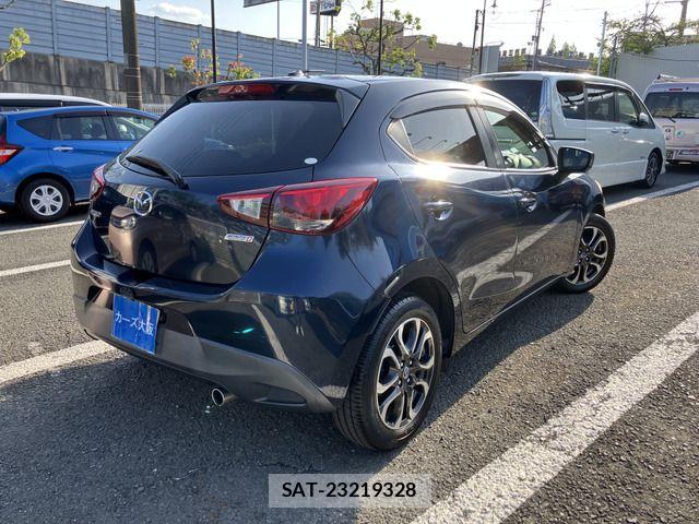 Mazda DEMIO 2015-08 6675741-3