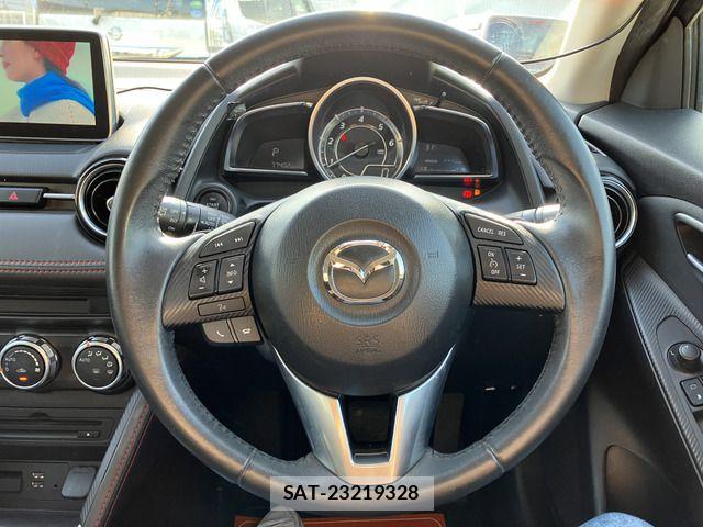 Mazda DEMIO 2015-08 6675741-6