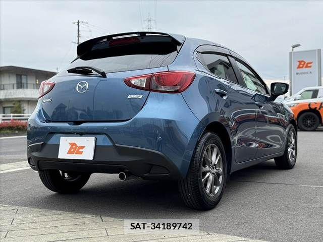 Mazda DEMIO 2018-05 6675738-14