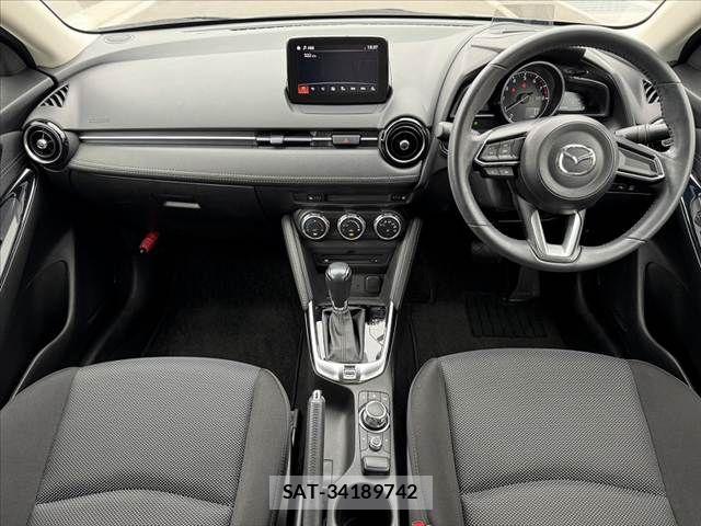Mazda DEMIO 2018-05 6675738-1
