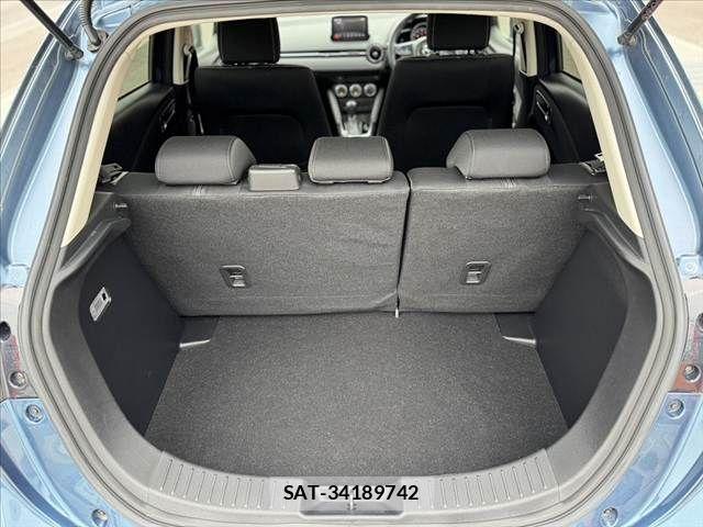 Mazda DEMIO 2018-05 6675738-19