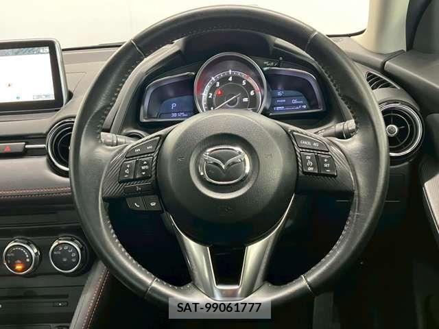 Mazda DEMIO 2014-12 6716052-10