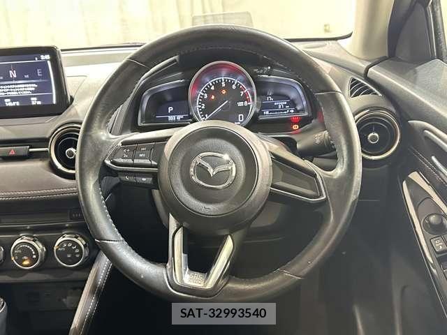 Mazda DEMIO 2016-12 6716053-9