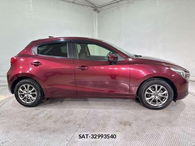 Mazda DEMIO 2016-12 6716053-3