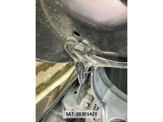 Mazda DEMIO 2011-07 6716065-13