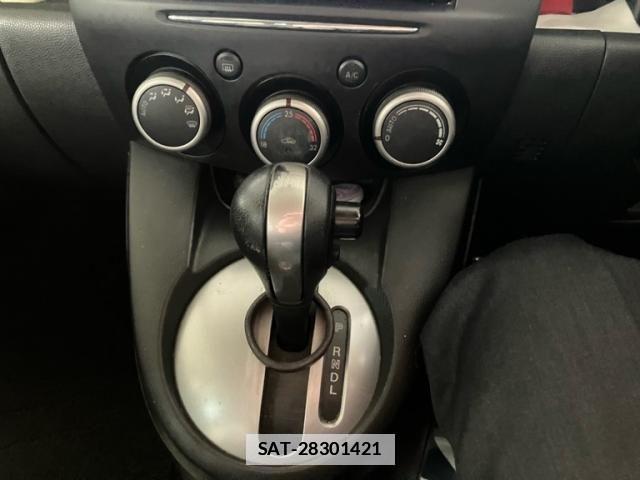 Mazda DEMIO 2011-07 6716065-19