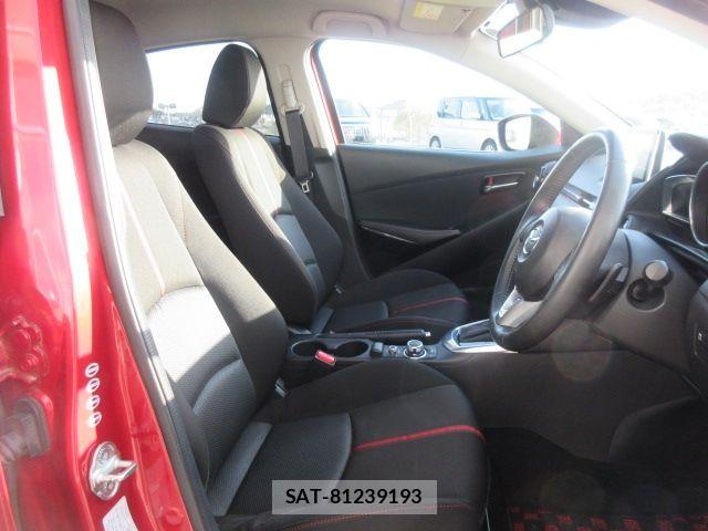 Mazda DEMIO 2015-05 6751391-11