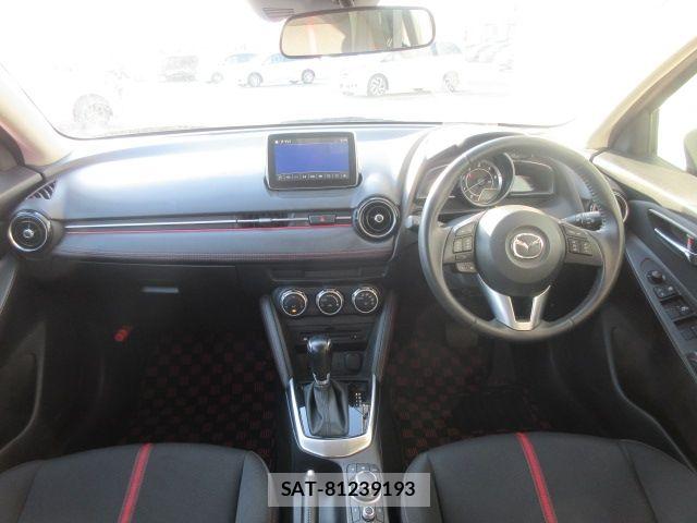 Mazda DEMIO 2015-05 6751391-1