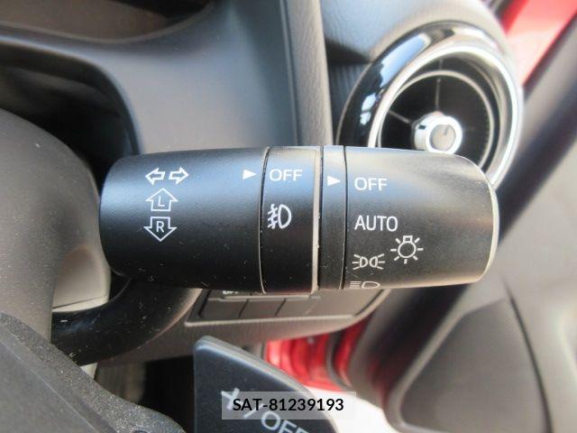 Mazda DEMIO 2015-05 6751391-20