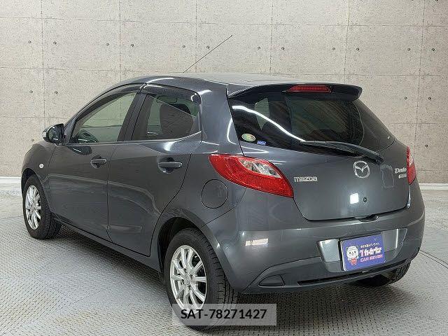 Mazda DEMIO 2013-11 6751392-2