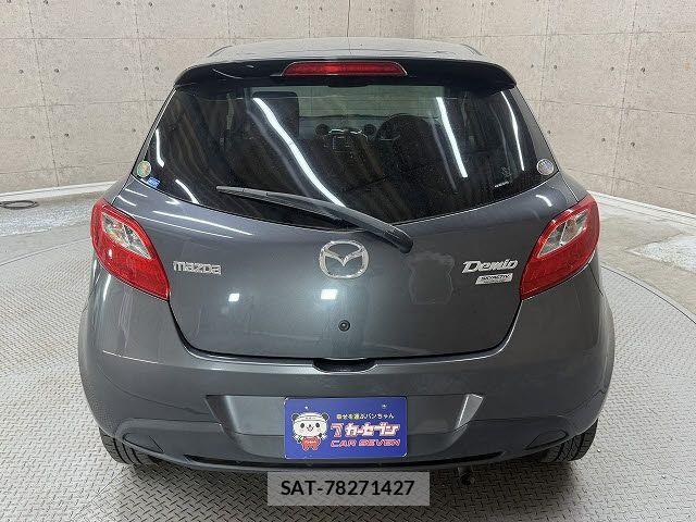 Mazda DEMIO 2013-11 6751392-4