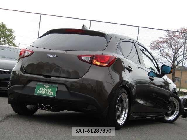 Mazda DEMIO 2016-01 6751383-24