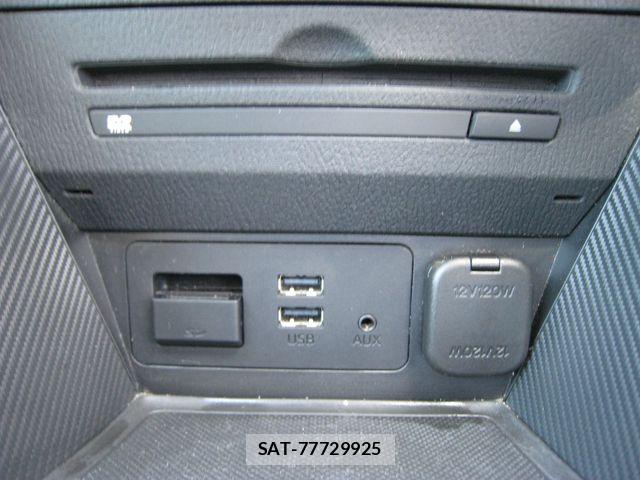 Mazda DEMIO 2014-11 6751390-18