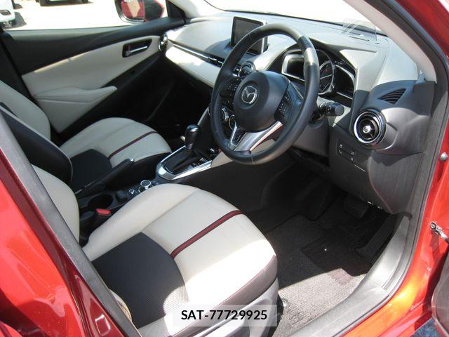 Mazda DEMIO 2014-11 6751390-1