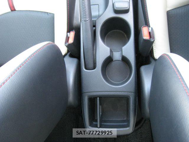 Mazda DEMIO 2014-11 6751390-19