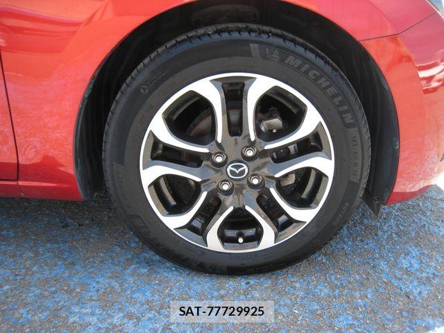 Mazda DEMIO 2014-11 6751390-29