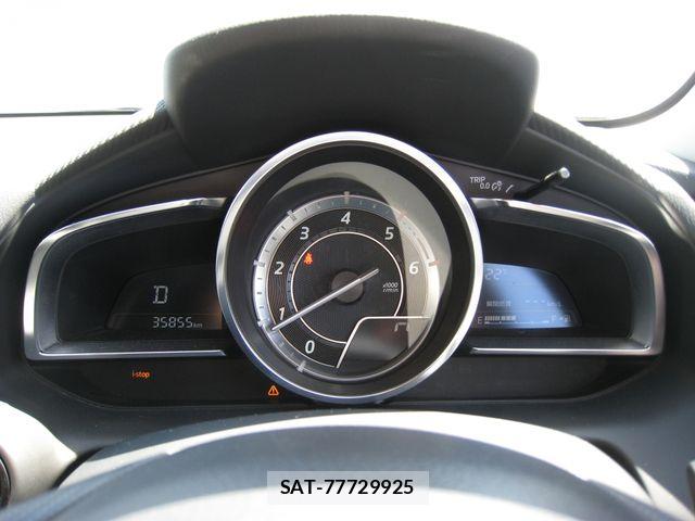 Mazda DEMIO 2014-11 6751390-3