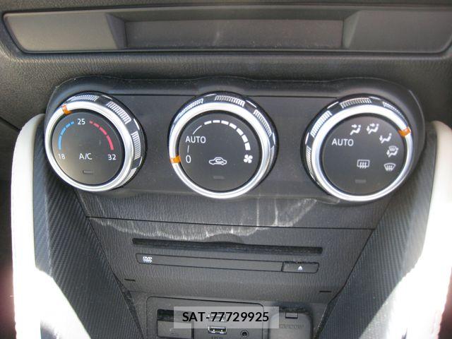 Mazda DEMIO 2014-11 6751390-5
