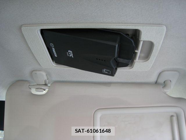 Mazda DEMIO 2017-05 6751378-17