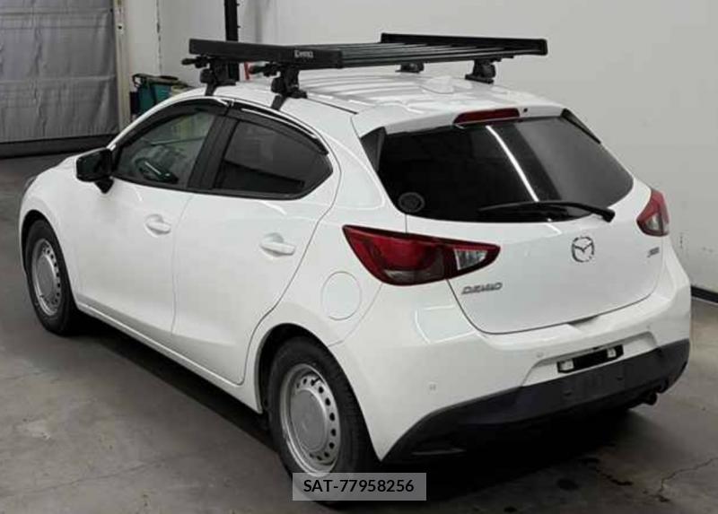 Mazda DEMIO 2019-10 6770215-2