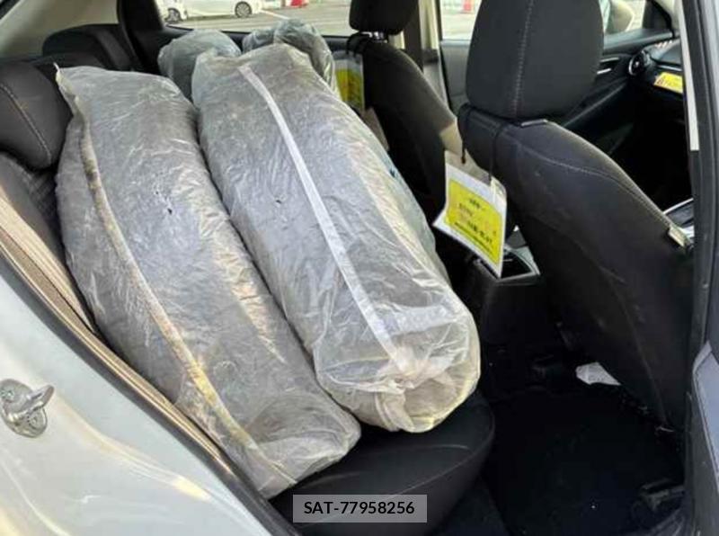 Mazda DEMIO 2019-10 6770215-4