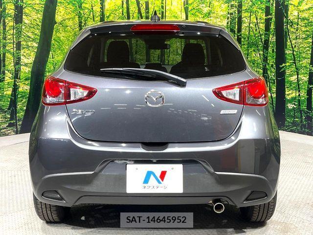 Mazda DEMIO 2016-03 6814724-14
