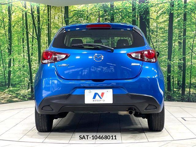 Mazda DEMIO 2016-11 6814730-14