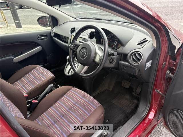 Mazda DEMIO 2014-03 6904418-15