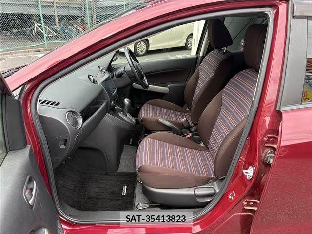 Mazda DEMIO 2014-03 6904418-16