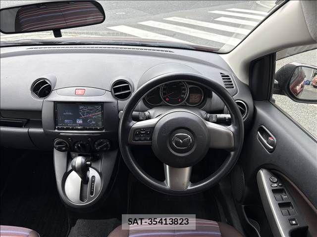 Mazda DEMIO 2014-03 6904418-19