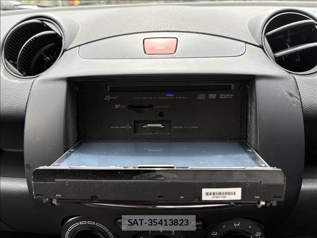Mazda DEMIO 2014-03 6904418-28