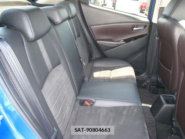 Mazda DEMIO 2017-09 6904394-10