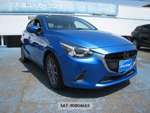 Mazda DEMIO 2017-09 6904394-12