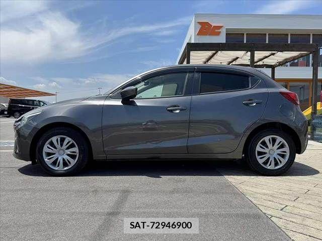 Mazda DEMIO 2017-07 6904399-10